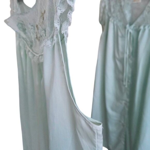 Blue Lace Trim Short Sleeve Button Front M - Picture 16 of 16